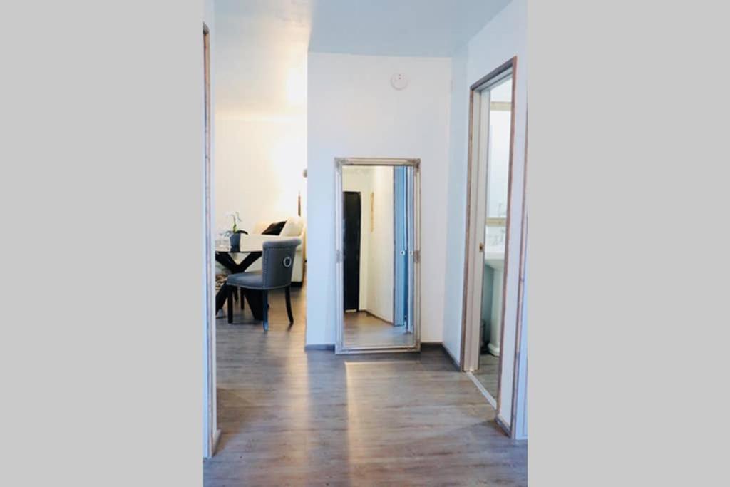 Sun Dog Manor Apartment Maple Creek Exterior photo